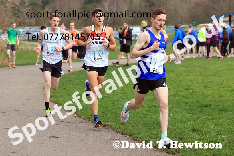 Senior and Veteran Men in the 2024 NECAA Road Relays Champs., Hetton Lyons Country Park, Hetton le Hole, County Durham. Photo: David T. Hewitson/Sports for All Pics
